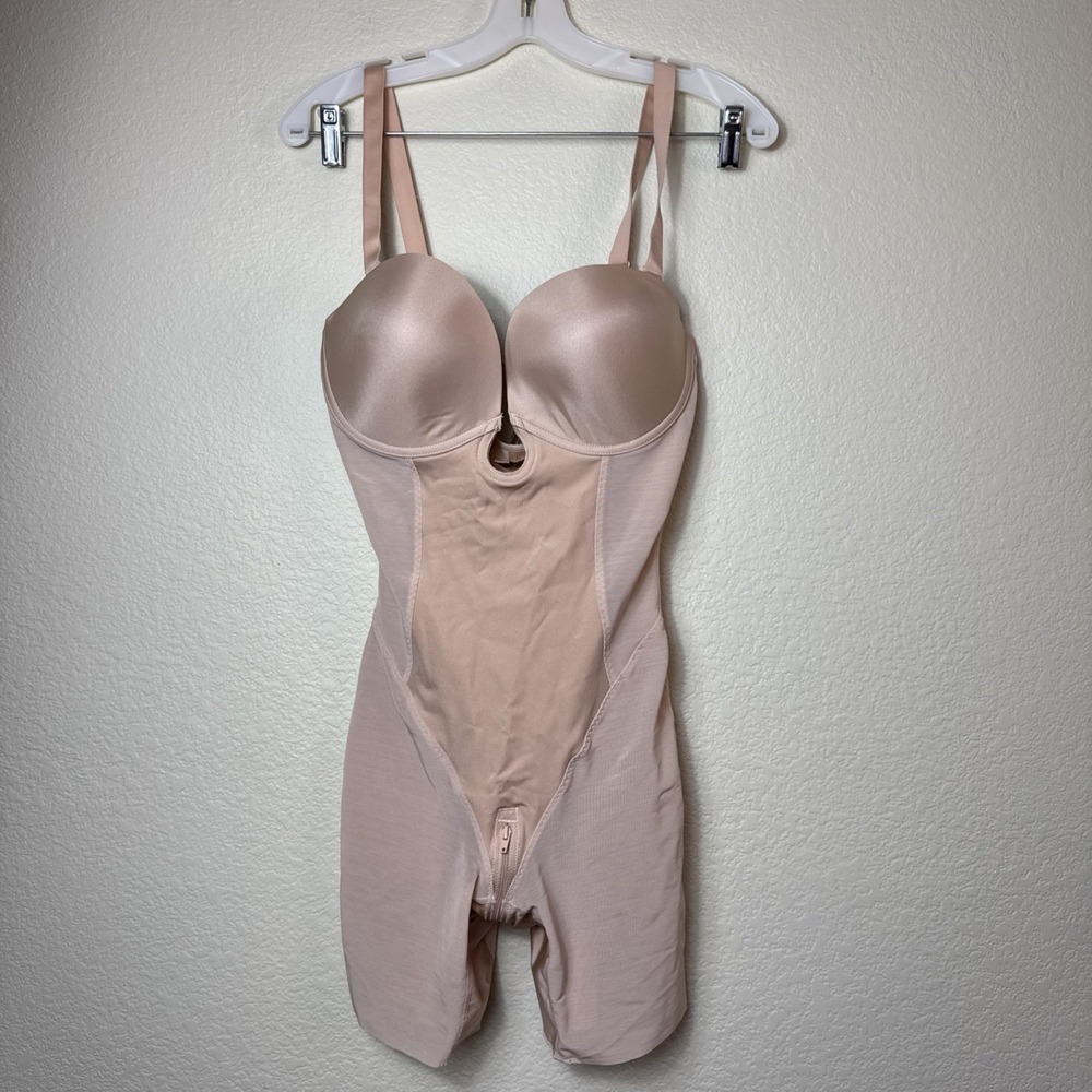 SHAPELLX Deep Plunge Backless Shapewear Bodysuit Mid Thigh Shaper Beige M+ NWT